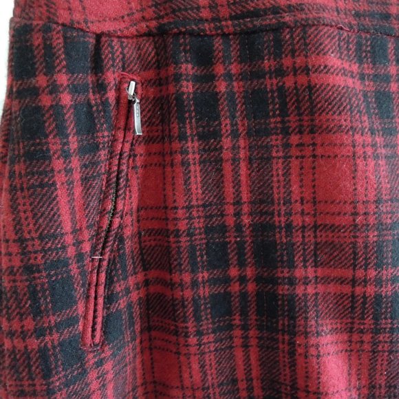 Eddie Bauer Red & Black Wool Blend Plaid Wrap Fringed Skirt 10P - Picture 3 of 9